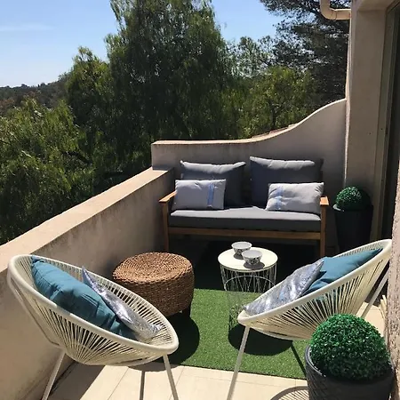Appartement Boulouris - Grand 3 Pièces 5 Personnes Avec Terrasse à 5min à Pied Des Plages Saint-Raphaël